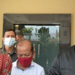 Kuasa hukum dr Richard Lee, Razman Arif Nasution SH saat melapor ke Mapolda Sumsel