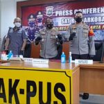 Kabid Humas Polda Metro Jaya Kombes Yusri Yunus saat rilis kasus, Kamis (8/7)