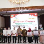 Gubernur Sumatra Utara, Edy Rahmayasi saat kunjungan kerja dan sosialiasi pencegahan Covid-19 di Kabupaten Asahan
